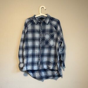 NOBO Women's Blue and White Plaid Button Down Shirt